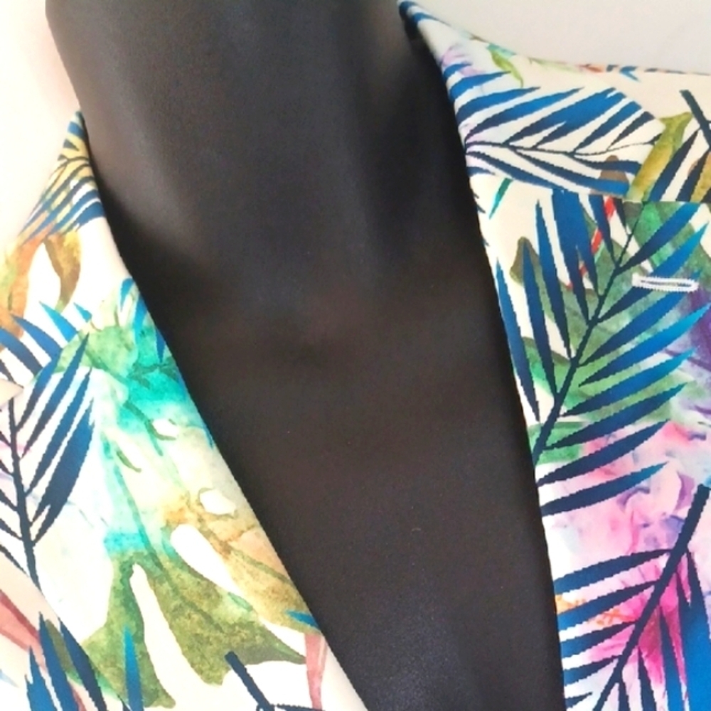 TALLIA Multicolor Leaf Print Blazer, L - Picture 7 of 12